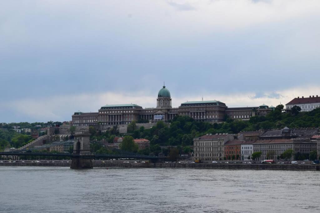 Cosy Apartment Just Next To Parliament Budapest Ngoại thất bức ảnh